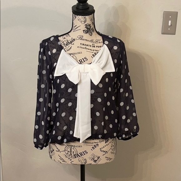 EUC A.Byer sheer navy and white top​​​​​​​​​​ - Picture 1 of 4